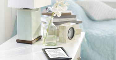 Kobo's 7 Day Challenge: Can a Devoted Bookworm Switch to E-Reading?